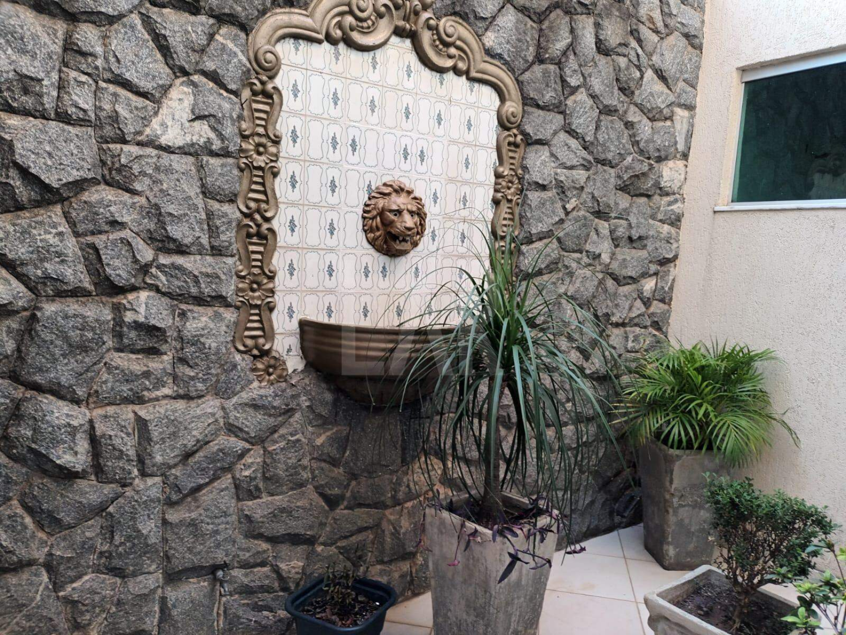 Casa de 3 quartos à venda, Califórnia, Belo Horizonte - MG