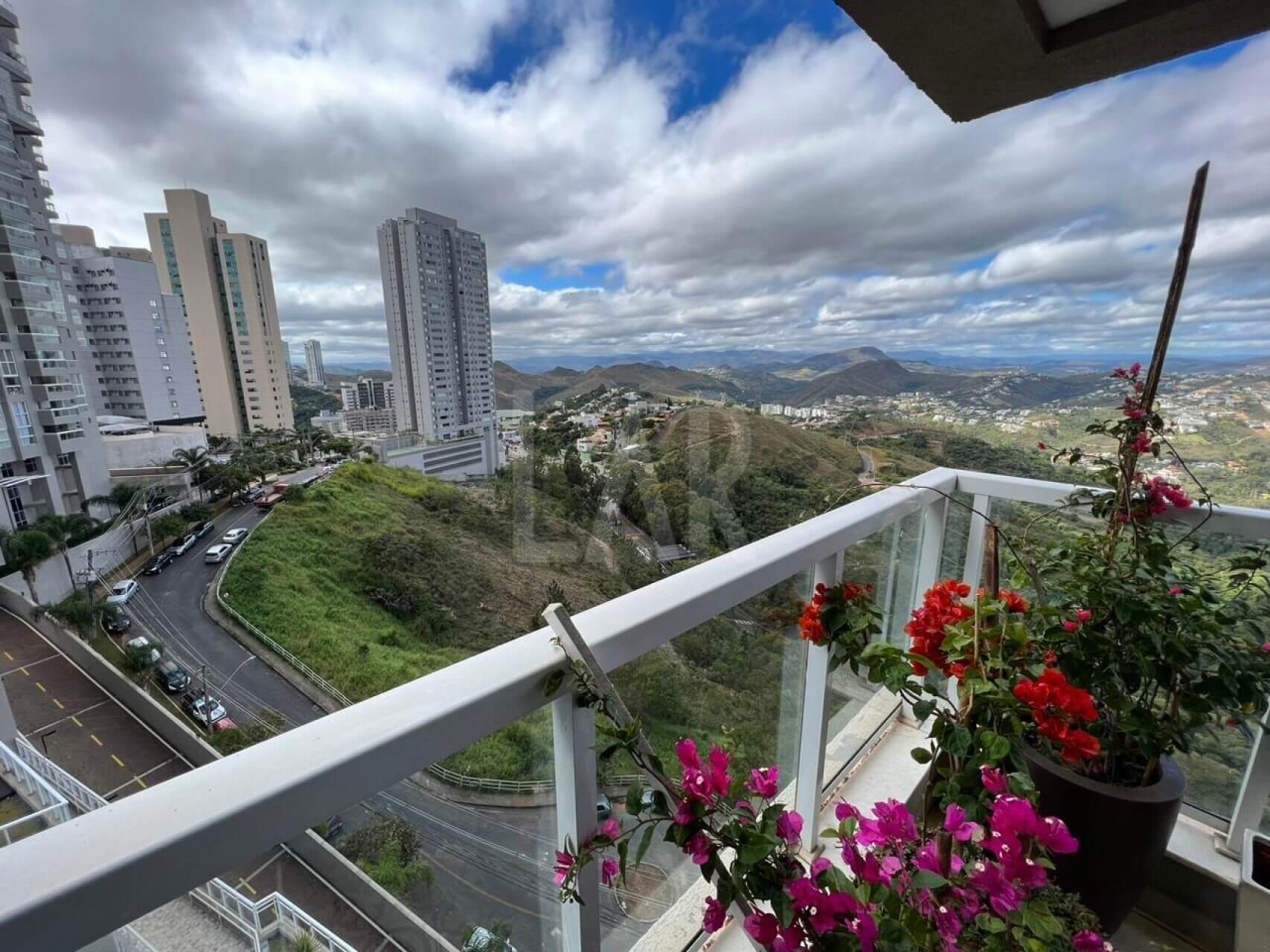 Apartamento de 4 quartos à venda, Vila da Serra, Nova Lima - MG