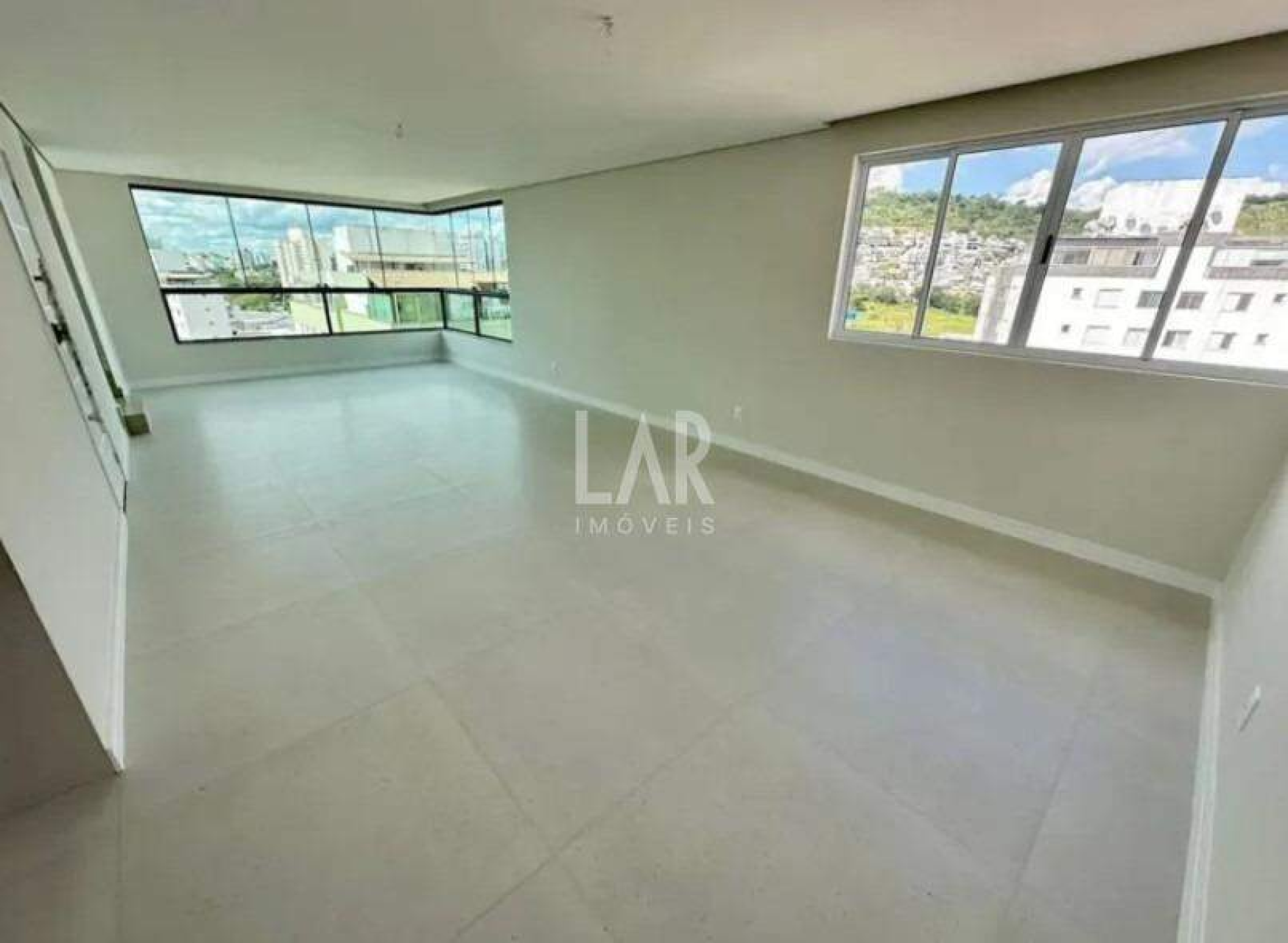 Turmalina - Castelo - Belo Horizonte, MG