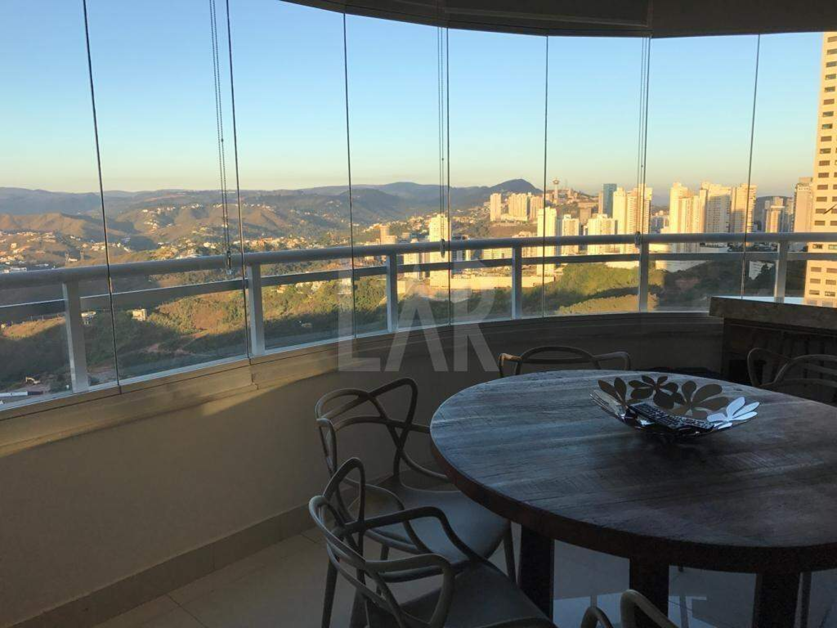 Apartamento de 3 quartos para alugar, Vila da Serra, Nova Lima - MG