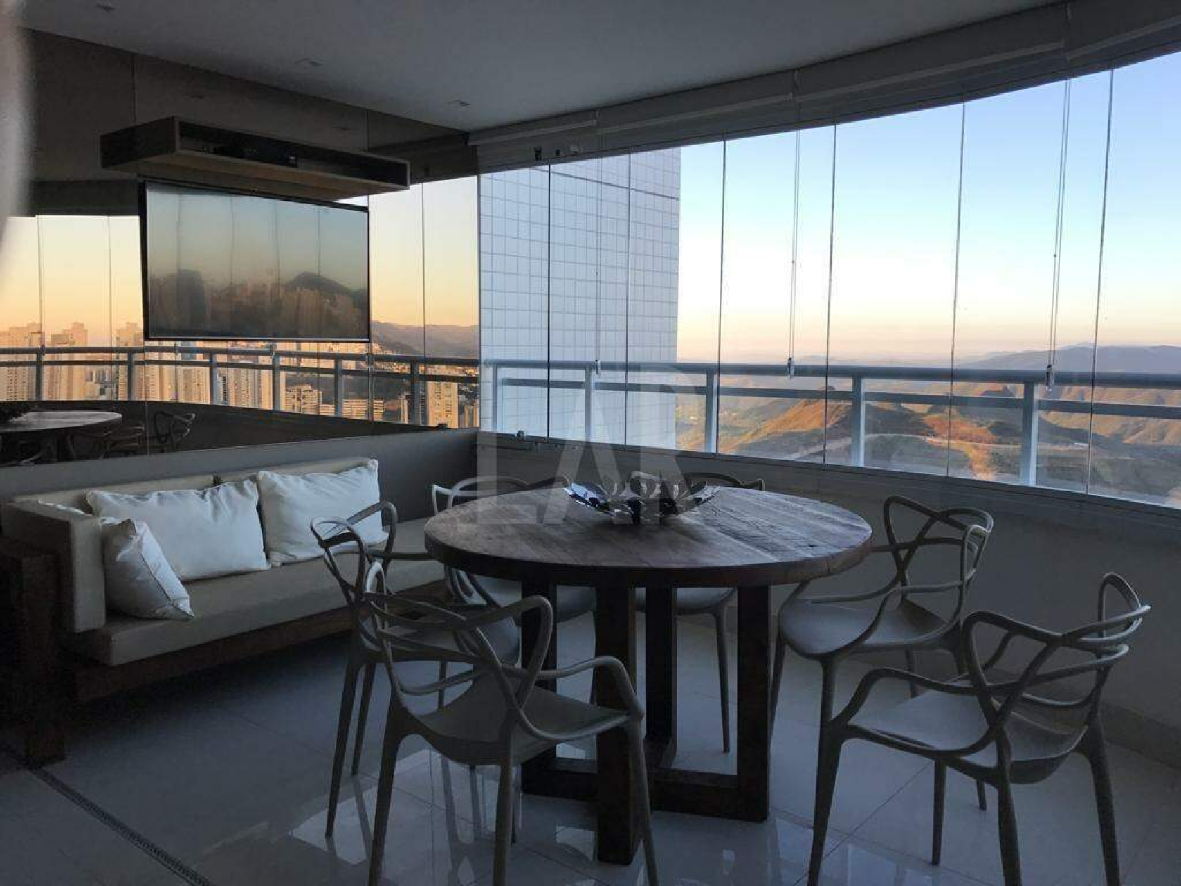 Apartamento de 3 quartos para alugar, Vila da Serra, Nova Lima - MG