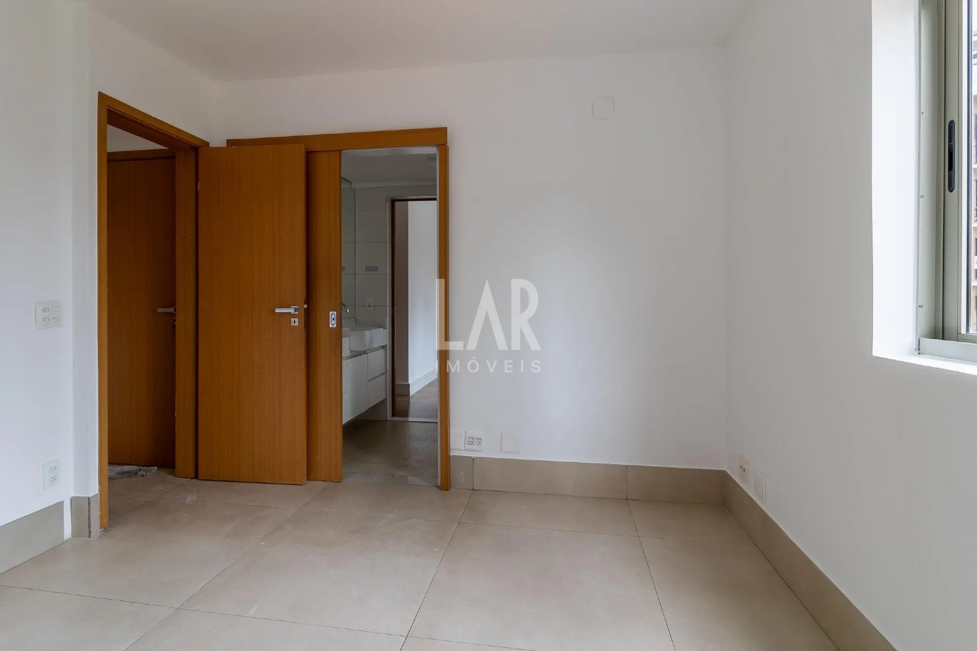 Apartamento de 4 quartos para alugar, Vale do Sereno, Nova Lima - MG