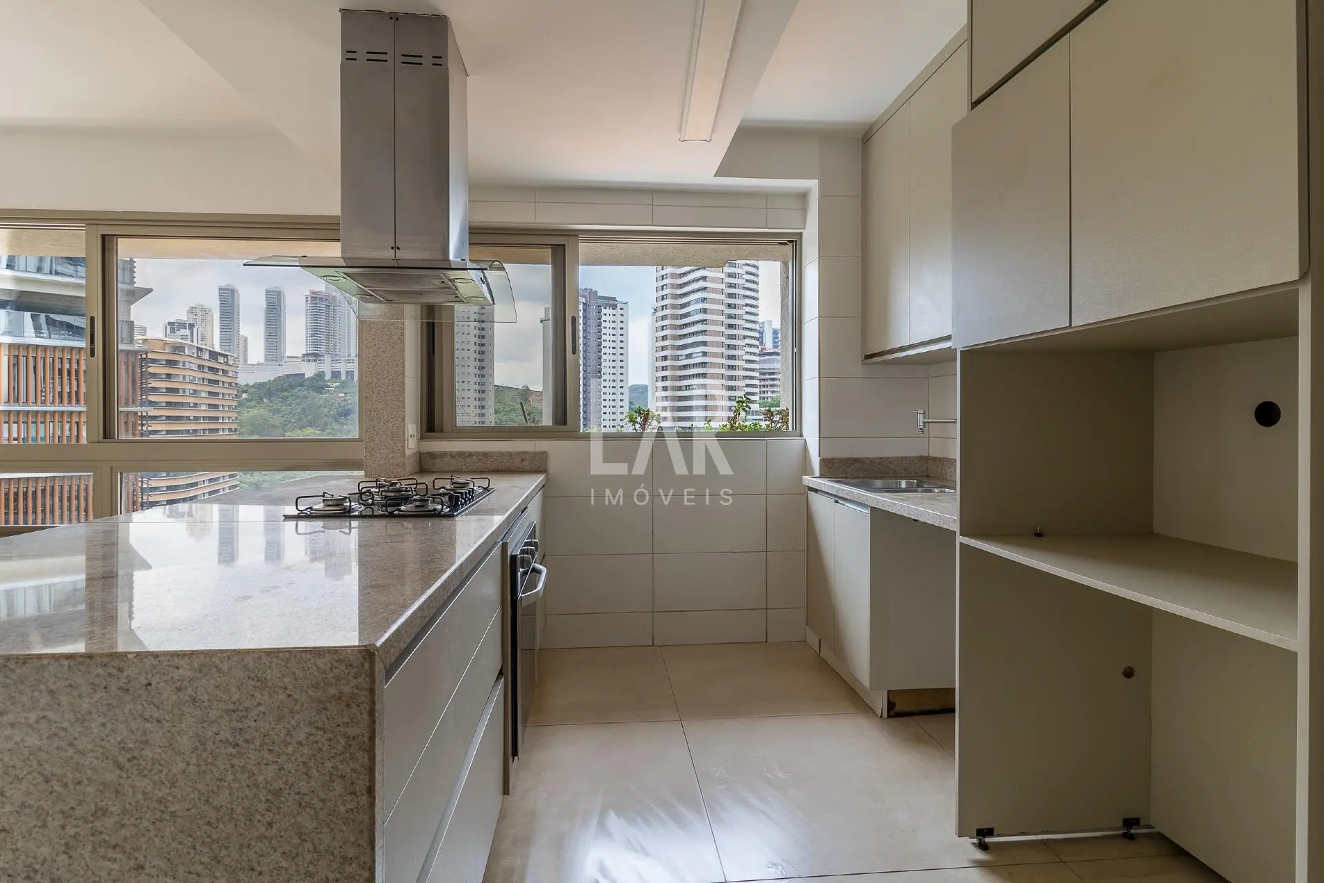 Apartamento de 4 quartos para alugar, Vale do Sereno, Nova Lima - MG