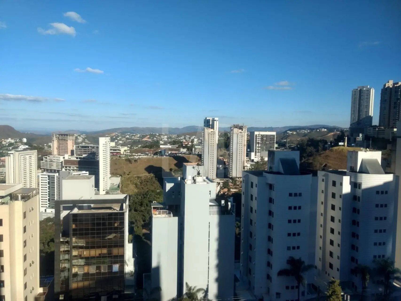 Apartamento de 2 quartos para alugar, Vila da Serra, Nova Lima - MG
