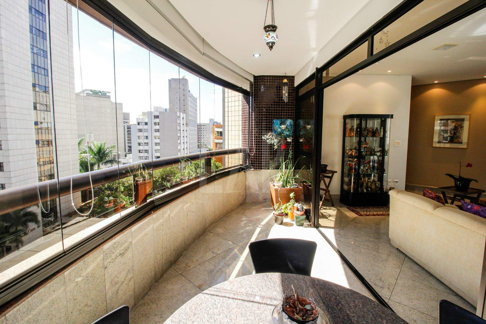 Apartamento de 4 quartos à venda, Funcionários, Belo Horizonte - MG