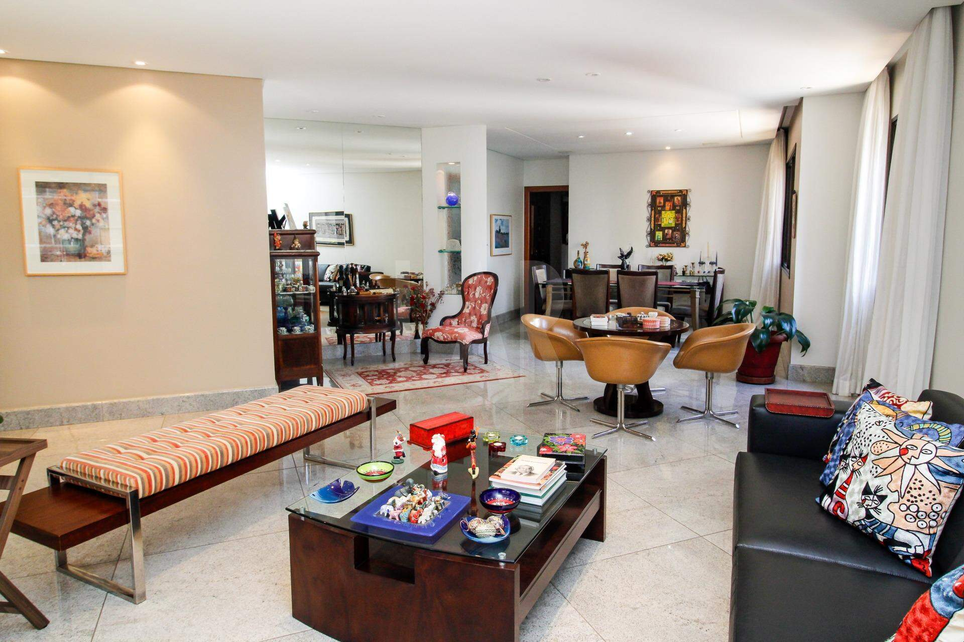 Apartamento de 4 quartos à venda, Funcionários, Belo Horizonte - MG