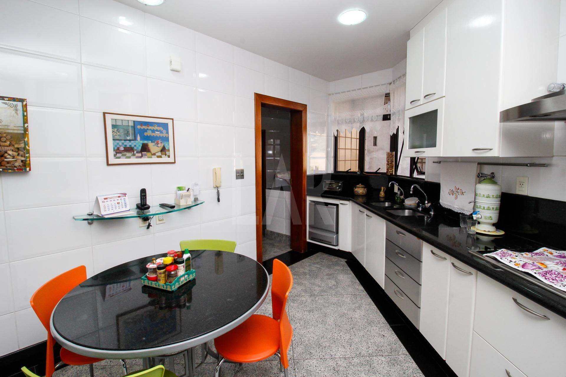 Apartamento de 4 quartos à venda, Funcionários, Belo Horizonte - MG