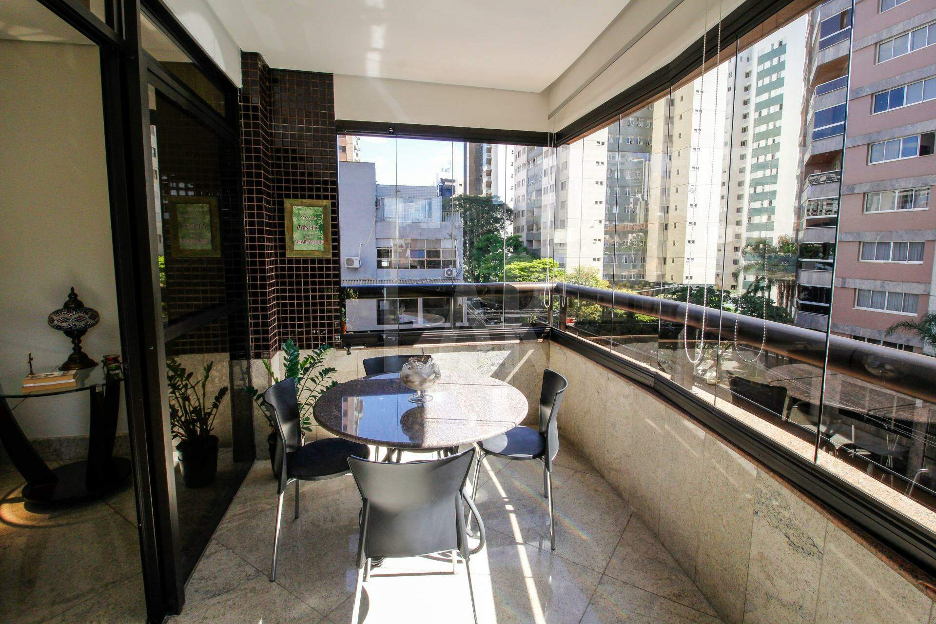Apartamento de 4 quartos à venda, Funcionários, Belo Horizonte - MG