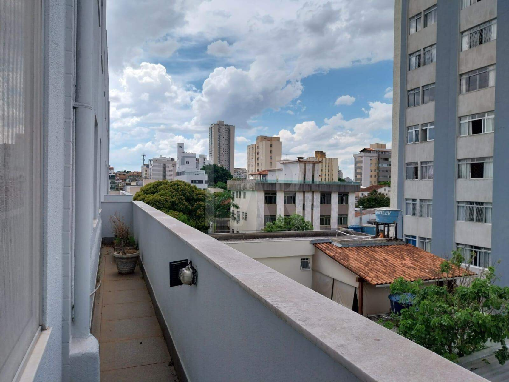 Apartamento de 3 quartos à venda, Sagrada Família, Belo Horizonte - MG