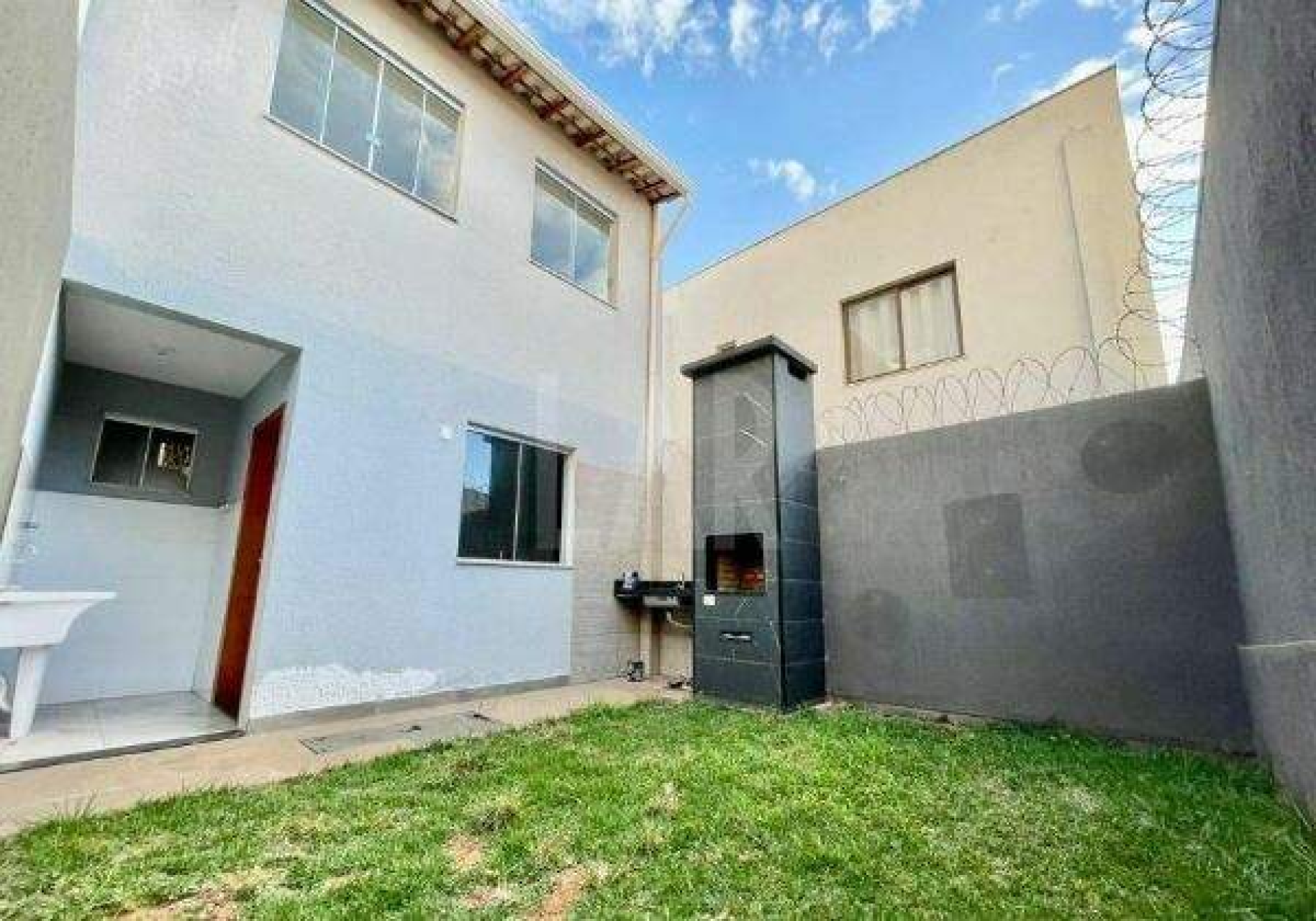 Casa Geminada de 3 quartos à venda, Rio Branco, Belo Horizonte - MG
