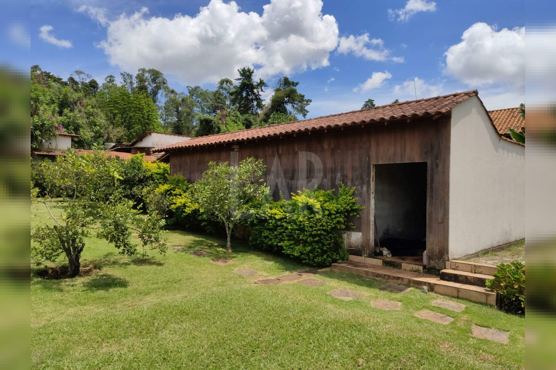 Casa de 5 quartos à venda, Lagoa do Miguelão, Nova Lima - MG
