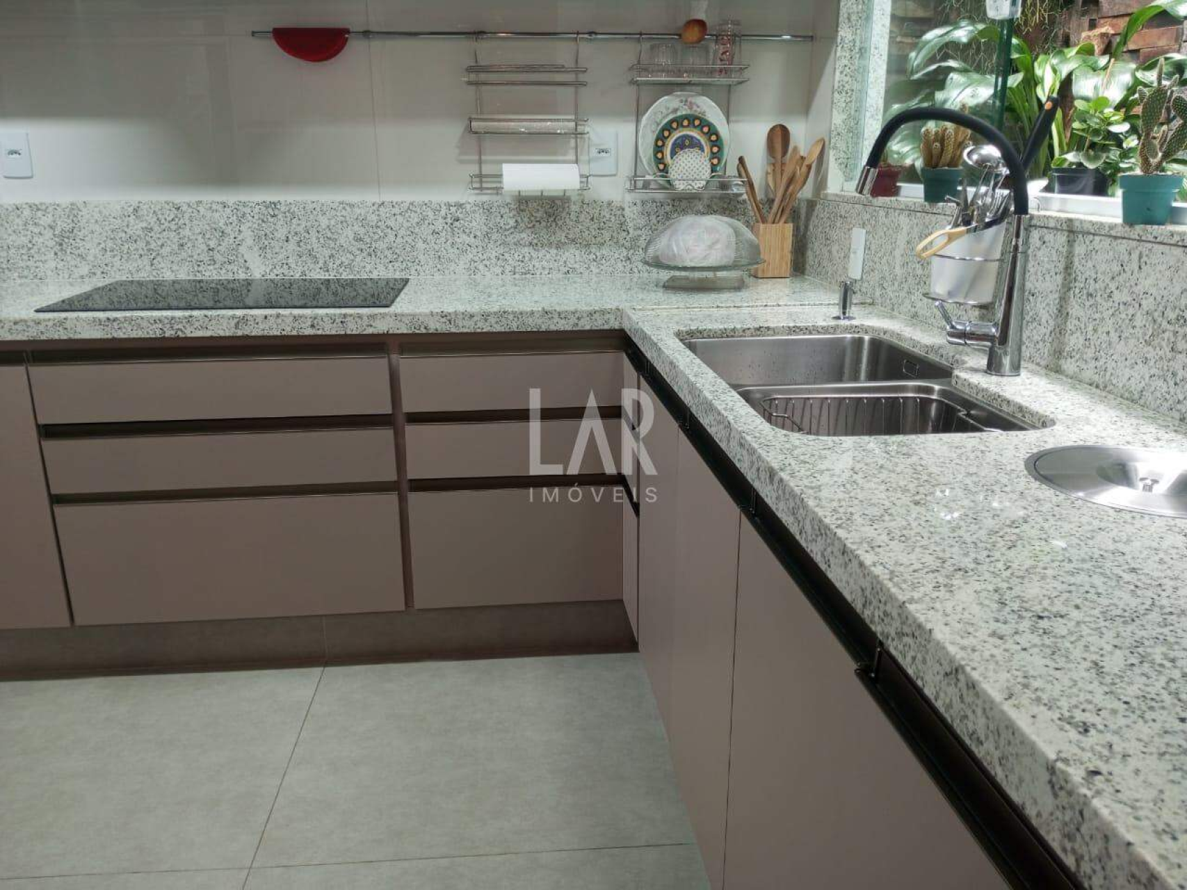 Casa de 4 quartos à venda, Itapoã, Belo Horizonte - MG
