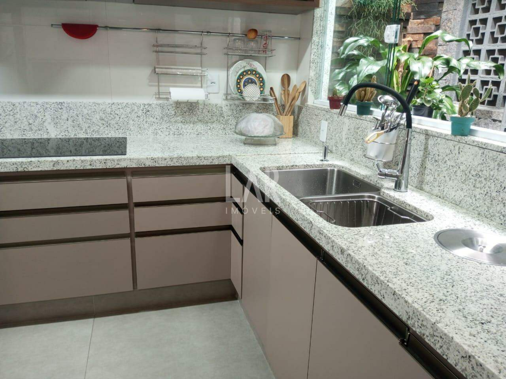 Casa de 4 quartos à venda, Itapoã, Belo Horizonte - MG