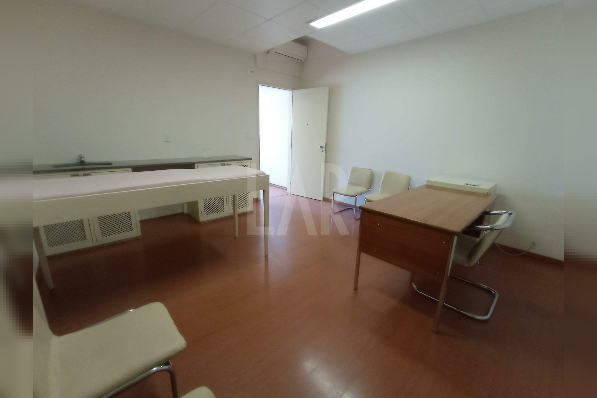 Sala para alugar, Santa Efigênia, Belo Horizonte - MG