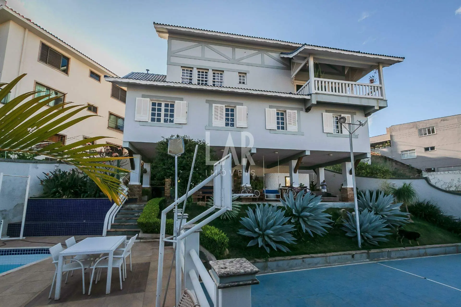 Casa de 6 quartos para alugar, São Bento, Belo Horizonte - MG
