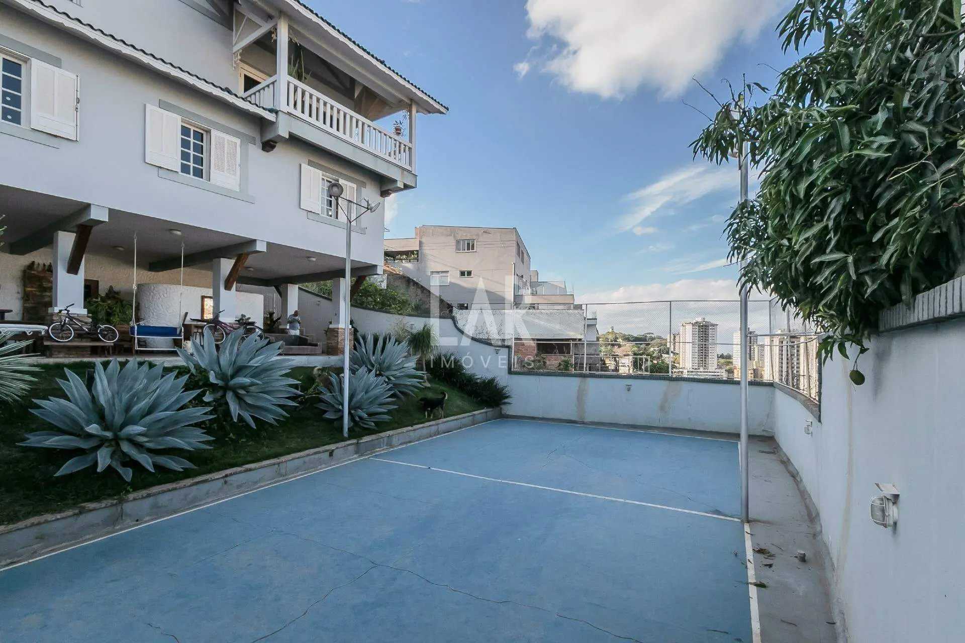 Casa de 6 quartos para alugar, São Bento, Belo Horizonte - MG