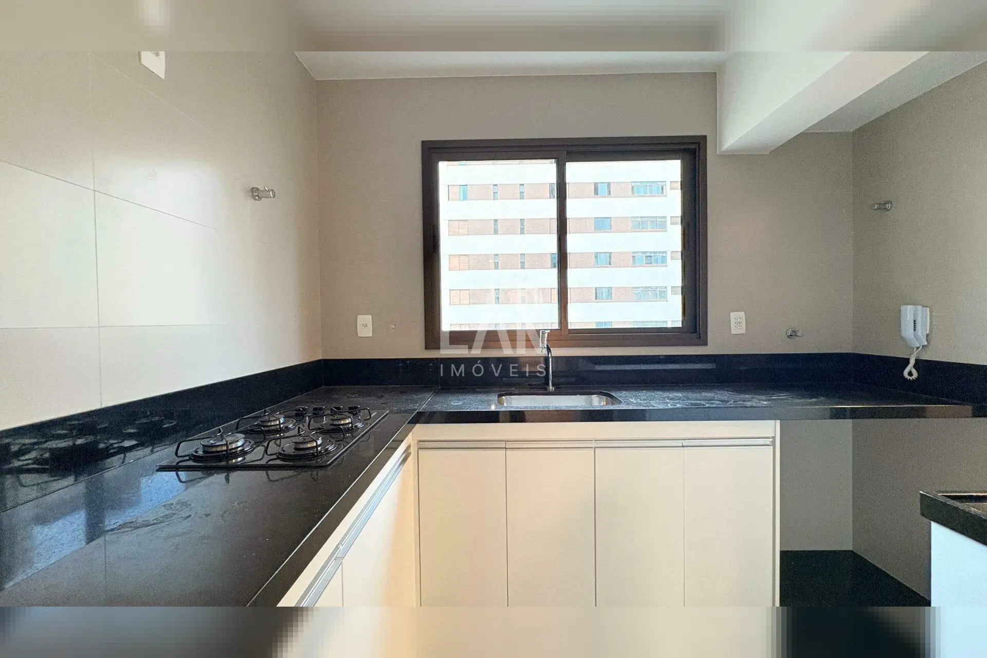 Apartamento de 2 quartos à venda, Lourdes, Belo Horizonte - MG