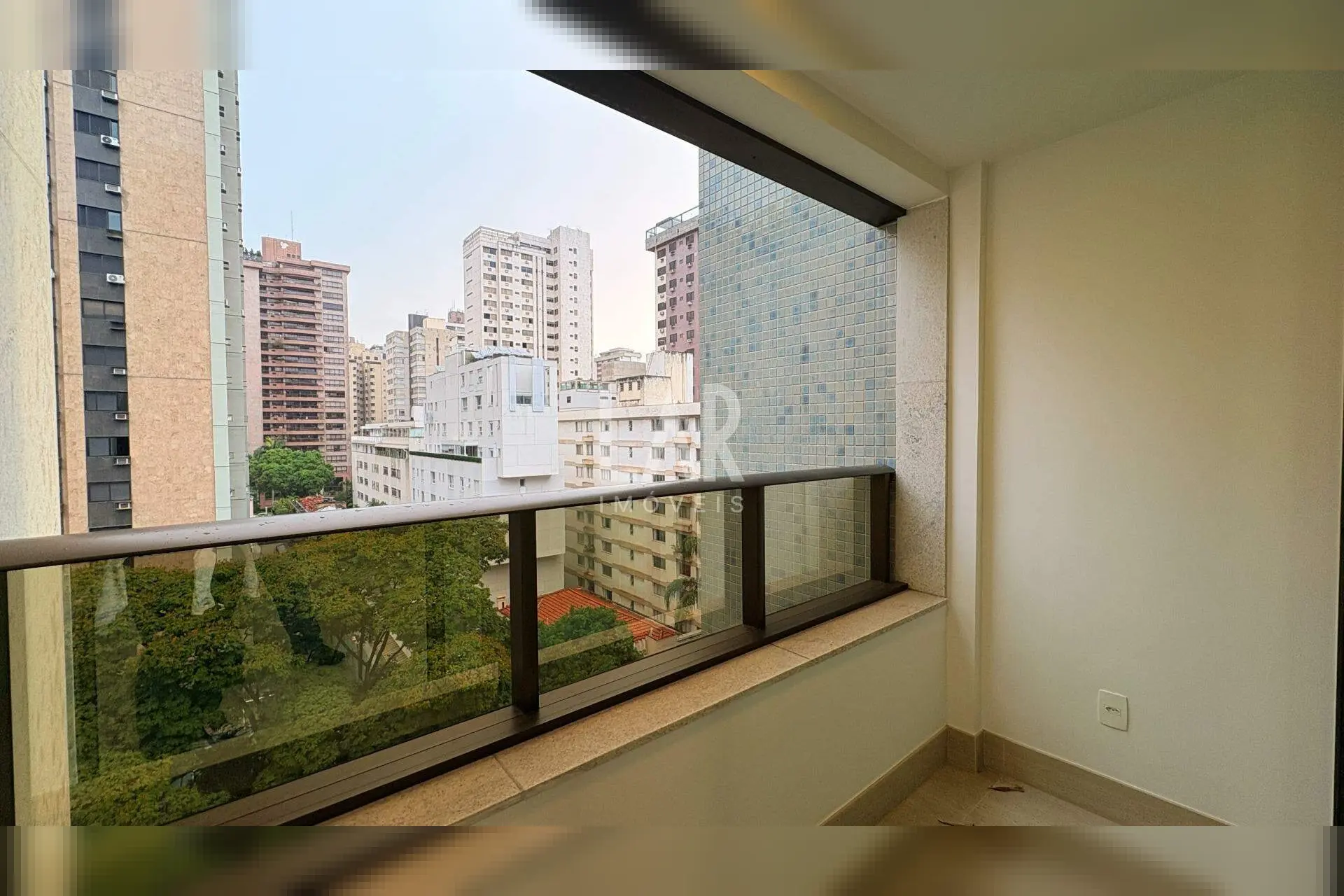 Apartamento de 2 quartos à venda, Lourdes, Belo Horizonte - MG