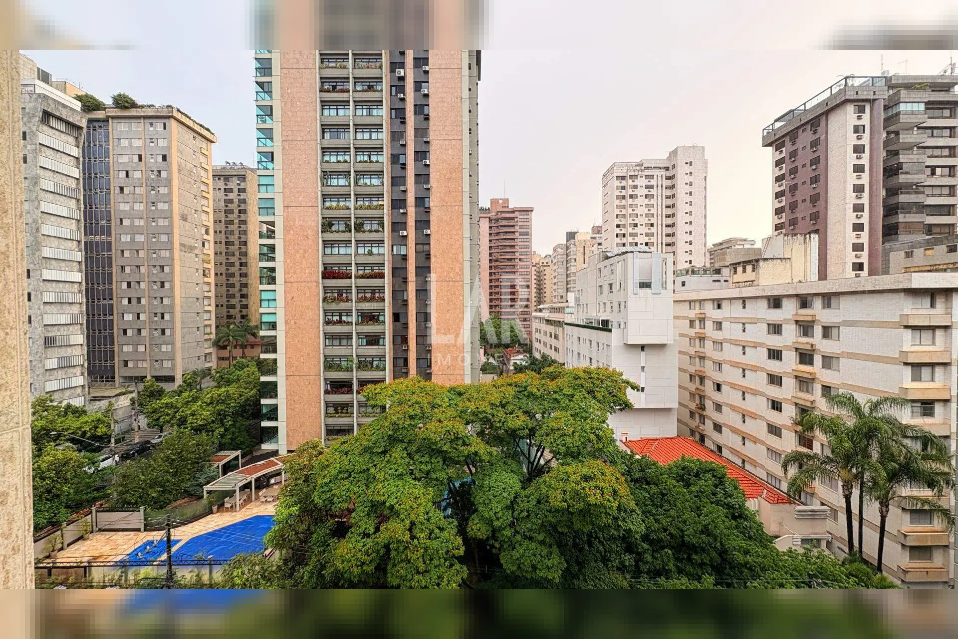 Apartamento de 2 quartos à venda, Lourdes, Belo Horizonte - MG